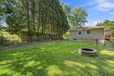 35 Pelham Road, Hudson, NH 03051 - Photo 27