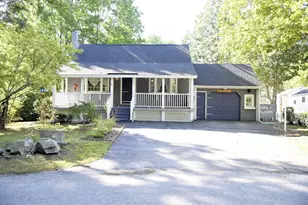 22 Adams Ave, Seabrook, NH 03874 - Photo 1