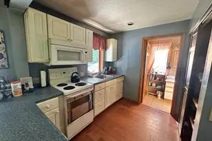 33 Little Shore Dr, Madison, NH 03849 - Photo 15
