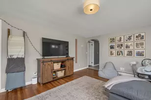 7 Pleasant St, Merrimack, NH 03054 - Photo 17