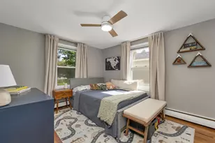7 Pleasant St, Merrimack, NH 03054 - Photo 21