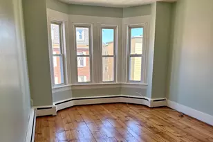 282 Cartier St, Manchester, NH 03102 - Photo 3