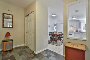 8 Aberdeen Dr, Stratham, NH 03885 - Photo 11