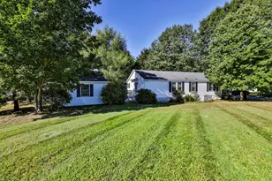 8 Aberdeen Dr, Stratham, NH 03885 - Photo 27