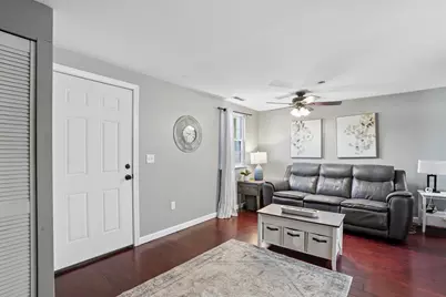108 Elmwood Drive, Hudson, NH 03051 - Photo 5