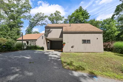 105 Coburn Woods Drive, Nashua, NH 03063 - Photo 3