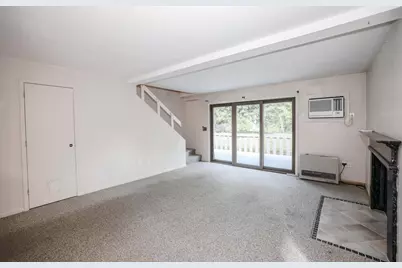 105 Coburn Woods Drive, Nashua, NH 03063 - Photo 17