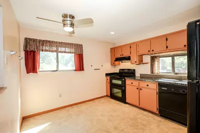 105 Coburn Woods Drive, Nashua, NH 03063 - Photo 9