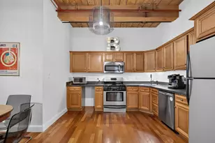 471 Silver St, Manchester, NH 03103 - Photo 9