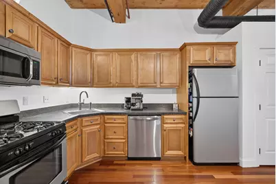 471 Silver Street #205, Manchester, NH 03103 - Photo 11