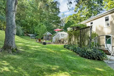 33 Gale Village Road, Newton, NH 03858 - Photo 51