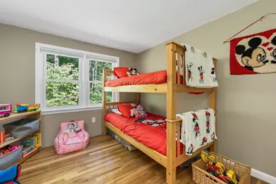 33 Gale Village Road, Newton, NH 03858 - Photo 31