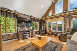 306 Cloutier Dr, Stark, NH 03582 - Photo 5