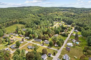 46 Ridge Ave, Claremont, NH 03743 - Photo 3