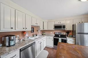 26 Fairway Rd, Londonderry, NH 03053 - Photo 11