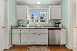 112 Hilltop Pl, New London, NH 03257 - Photo 7