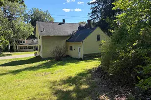 26 Brattleboro Rd, Hinsdale, NH 03451 - Photo 5
