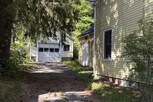 26 Brattleboro Rd, Hinsdale, NH 03451 - Photo 3