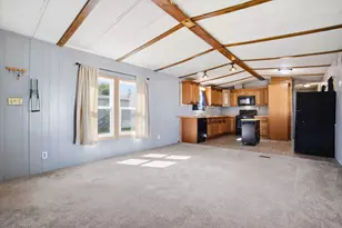 33 Longmeadow Dr, Concord, NH 03301 - Photo 5