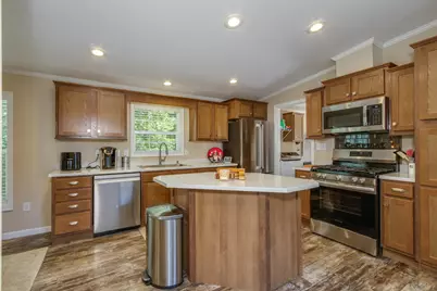 22 Skyline Drive, Concord, NH 03303 - Photo 5