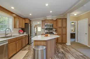 22 Skyline Dr, Concord, NH 03303 - Photo 7