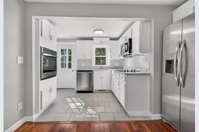 39 Hillside Avenue, Derry, NH 03038 - Photo 5