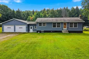 1373 N Hemlock Rd, Charlestown, NH 03603 - Photo 1