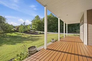 106 Wellington Ln, Loudon, NH 03307 - Photo 13