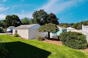 11 Victor Ave, Nashua, NH 03060 - Photo 5