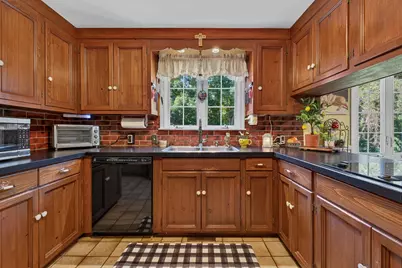 64 Peaslee Road, Merrimack, NH 03054 - Photo 9
