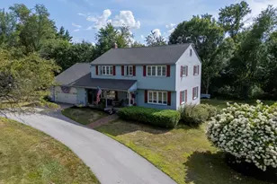 64 Peaslee Rd, Merrimack, NH 03054 - Photo 1
