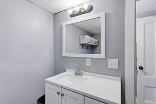 3 State St, Rochester, NH 03867 - Photo 17