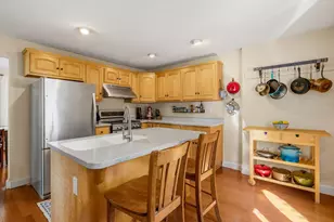 37 Washington St, Exeter, NH 03833 - Photo 9
