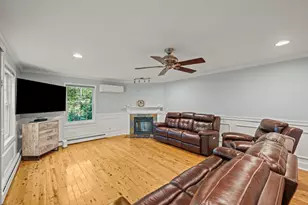4 Becky&apos S Way, Seabrook, NH 03874 - Photo 17
