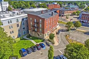 26 N Main St, Rochester, NH 03867 - Photo 7