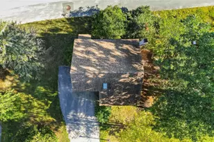 144 Coburn Woods Dr, Nashua, NH 03063 - Photo 3