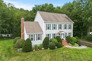 18 Quaker Ln, Seabrook, NH 03874 - Photo 1
