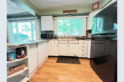 855 Bridge Street, Manchester, NH 03104 - Photo 3