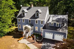 370 F W Hartford Dr, Portsmouth, NH 03801 - Photo 1