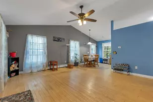 8 Riverside Dr, Fremont, NH 03044 - Photo 17