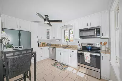 145 Knowlton Street, Manchester, NH 03103 - Photo 3
