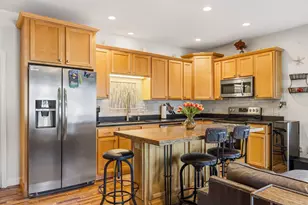 43 Cornwall St, Portsmouth, NH 03801 - Photo 3