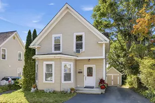 443 Laurel St, Manchester, NH 03103 - Photo 1