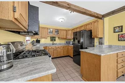 443 Laurel Street, Manchester, NH 03103 - Photo 11
