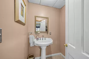 443 Laurel St, Manchester, NH 03103 - Photo 19