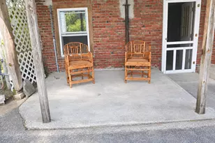 443 Laurel St, Manchester, NH 03103 - Photo 25
