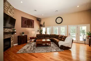 21 Barberry St, Hooksett, NH 03106 - Photo 11