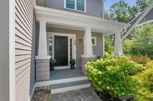 38 Walford Ln, Portsmouth, NH 03801 - Photo 3