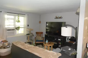 336 Lovering St, Manchester, NH 03109 - Photo 9
