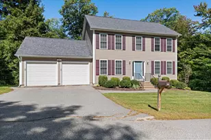 112 Robieson Dr, Bristol, NH 03222 - Photo 1